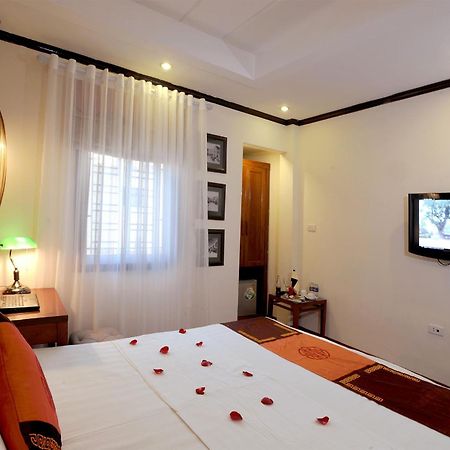 Hanoi Sena Hotel & Travel - Former Symphony Hanoi Hotel Buitenkant foto
